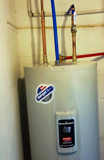 https://perthhotwaterservices.com.au/uploads/2025/06/electric-hot-water-system-32554.jpg
