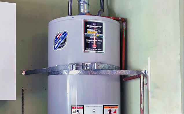 https://perthhotwaterservices.com.au/uploads/2025/06/gas-hot-water-system-30845.jpg