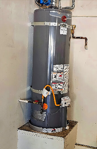https://perthhotwaterservices.com.au/uploads/2025/06/hot-water-95452.jpg