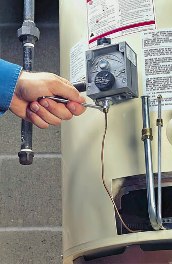 https://perthhotwaterservices.com.au/uploads/2025/06/hot-water-servicing-22242.jpg