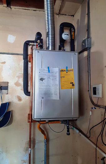 https://perthhotwaterservices.com.au/uploads/2025/06/instant-hot-water-systems-51476.jpg