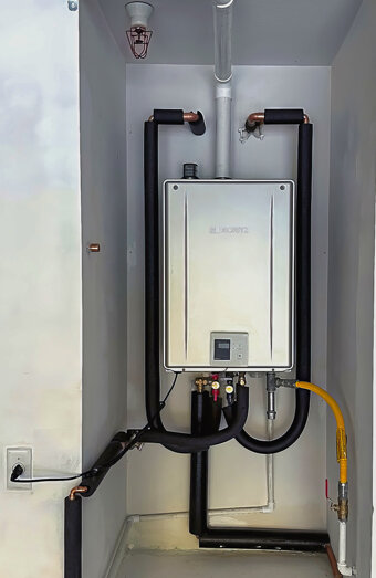 https://perthhotwaterservices.com.au/uploads/2025/06/thermostatic-water-systems-92621.jpg